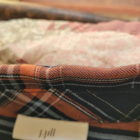 Women's J Jill button up shirt. - Picture 3 of 4